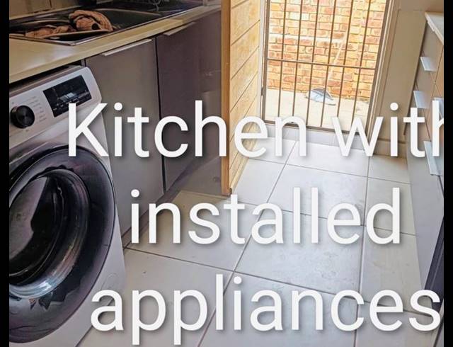 3 BEDROOM PROPERTY TO RENT IN FOURWAYS GARDENS